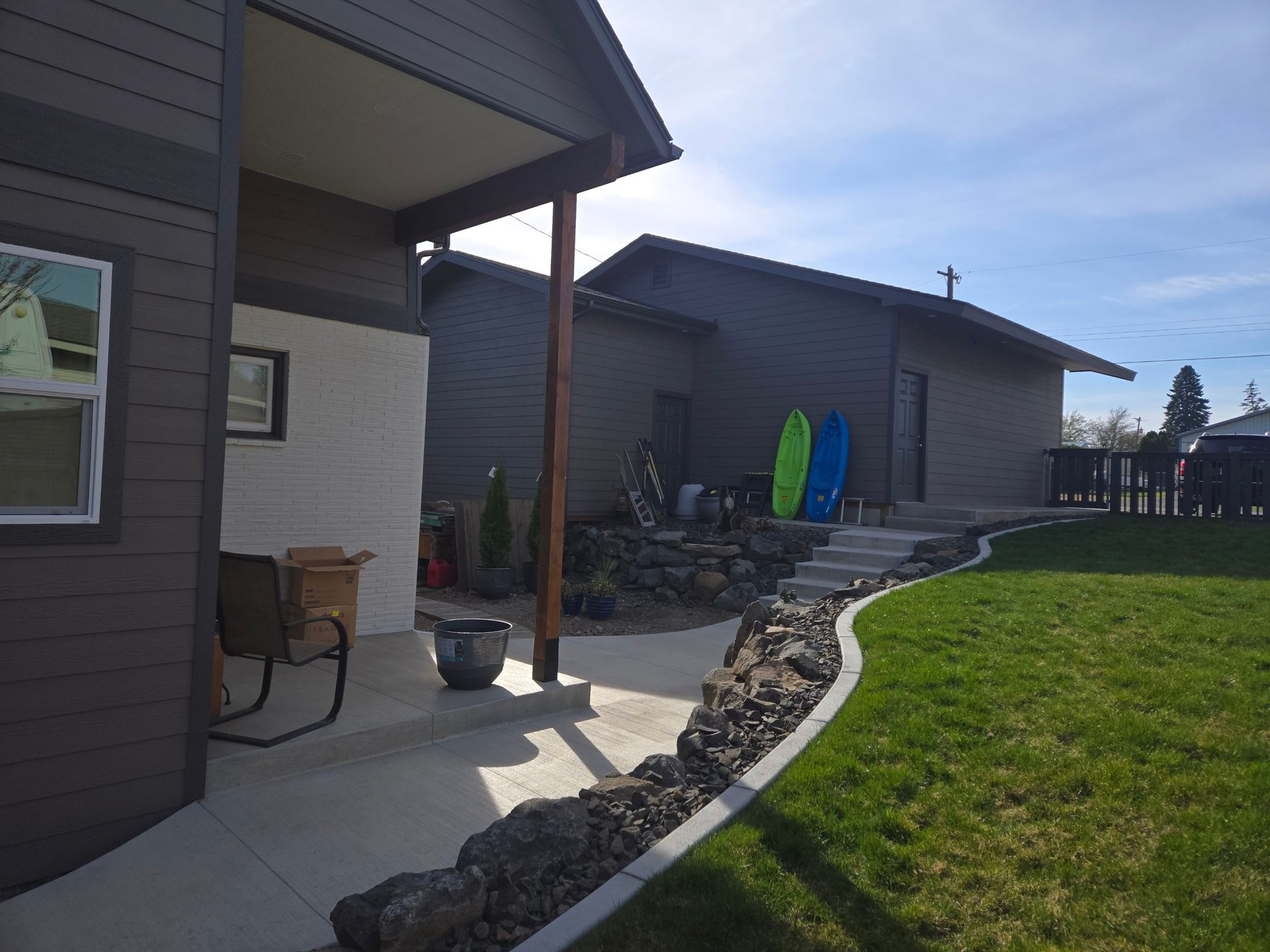 Complete Exterior — 8119 E S Riverway Ave
